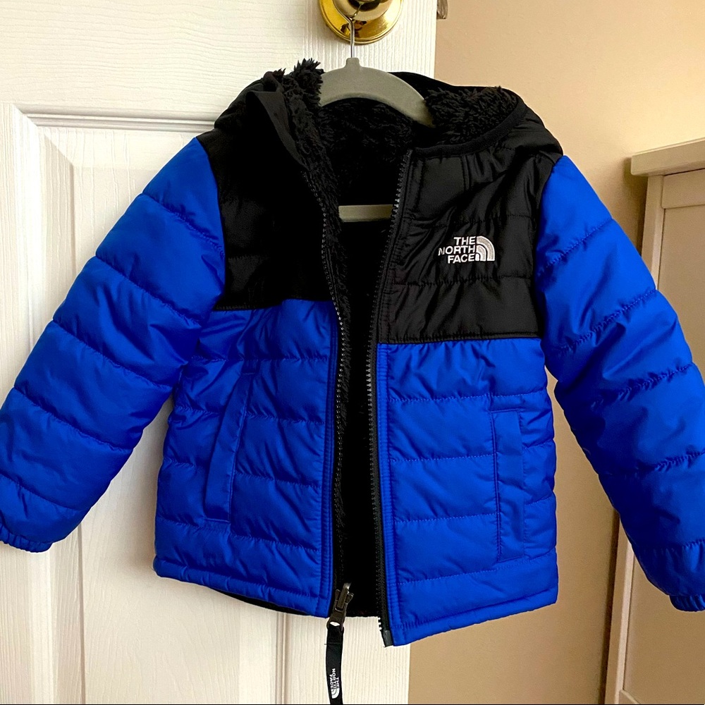 Northface Kids’ Reversible Mount Chimbo Full-Zip Hooded Jacket- 2T